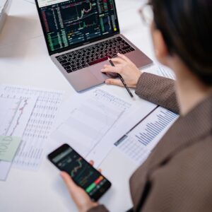 Guía para entender los derivados financieros y su uso 4 pexels photo 7693229